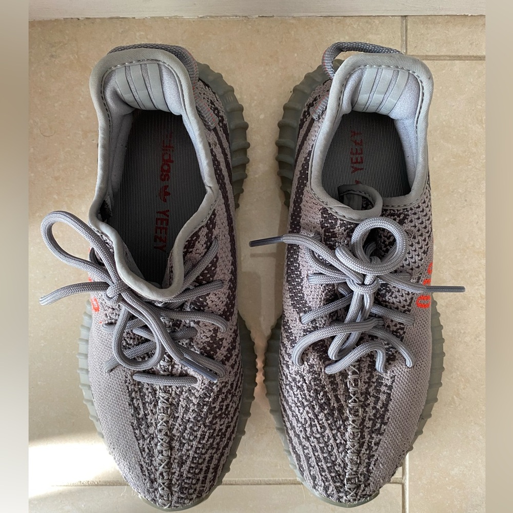 Adidas Yeezy Boost  350 V2